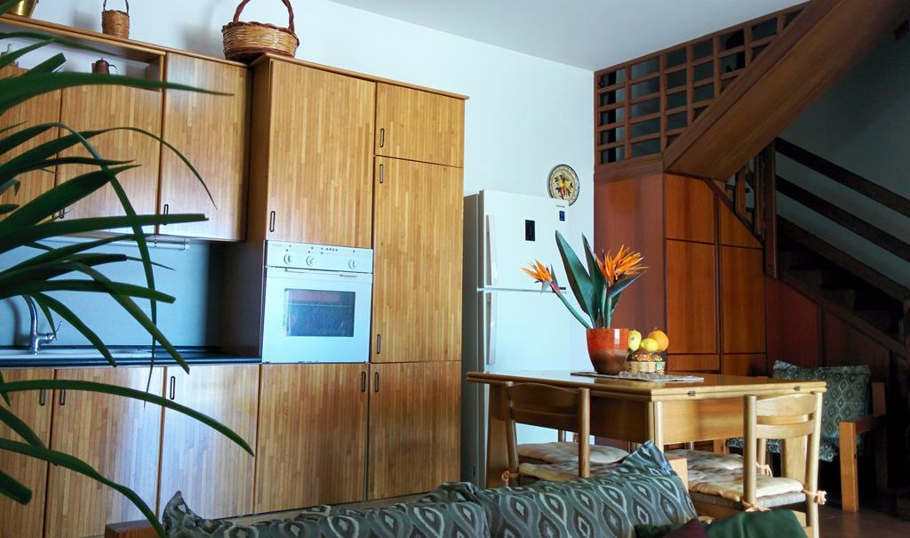 Il Gelsomino Home Holiday Алкамо Екстериор снимка
