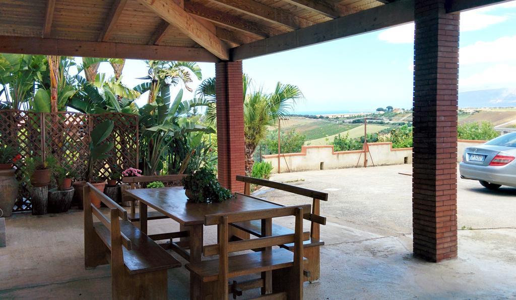 Il Gelsomino Home Holiday Алкамо Екстериор снимка
